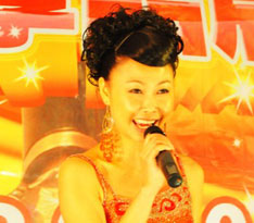 女歌手，洋溢