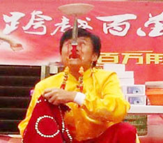 雜技刀尖轉(zhuǎn)盤(pán)